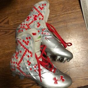 Boys Under Armour high cleats